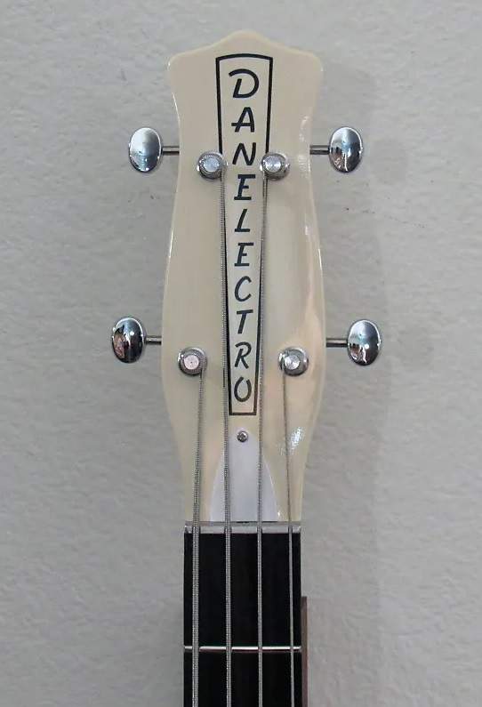 Dano headstock.jpg
