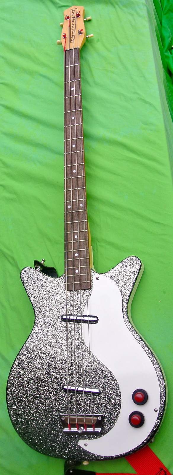 dano silver 001.jpg