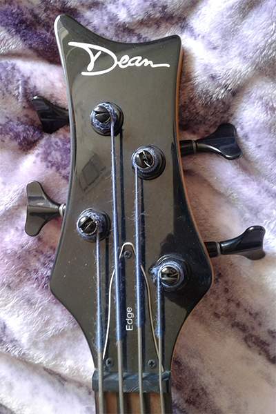 DeanHeadstock.jpg