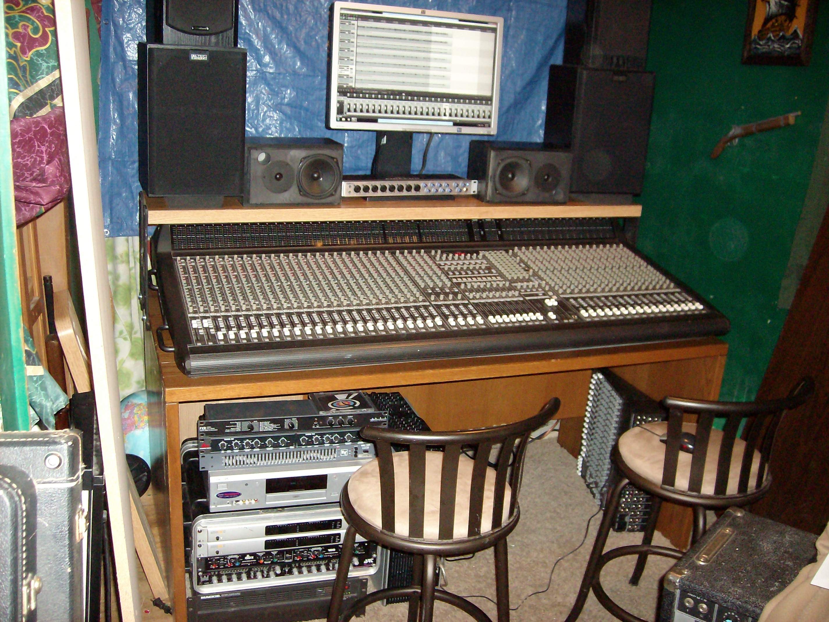 desk7.JPG
