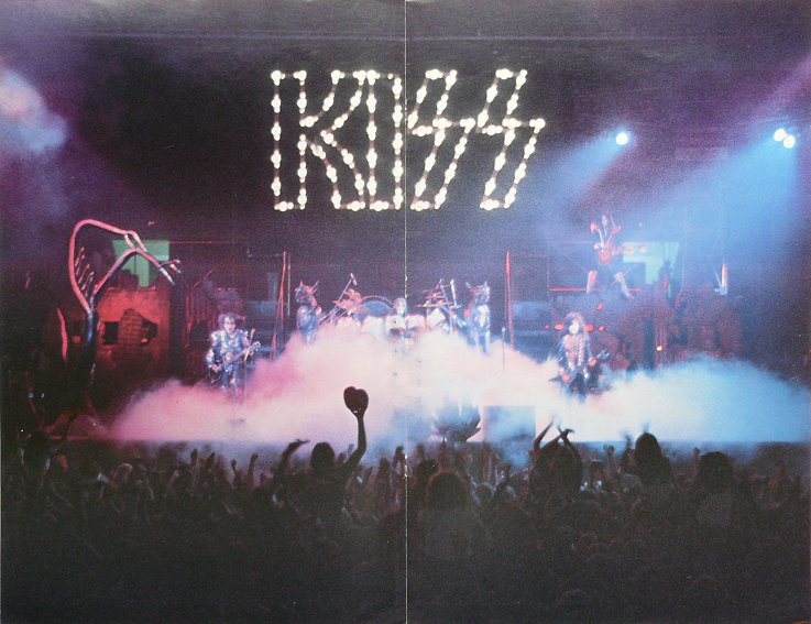 Destroyer+Live+stage+shot.jpg