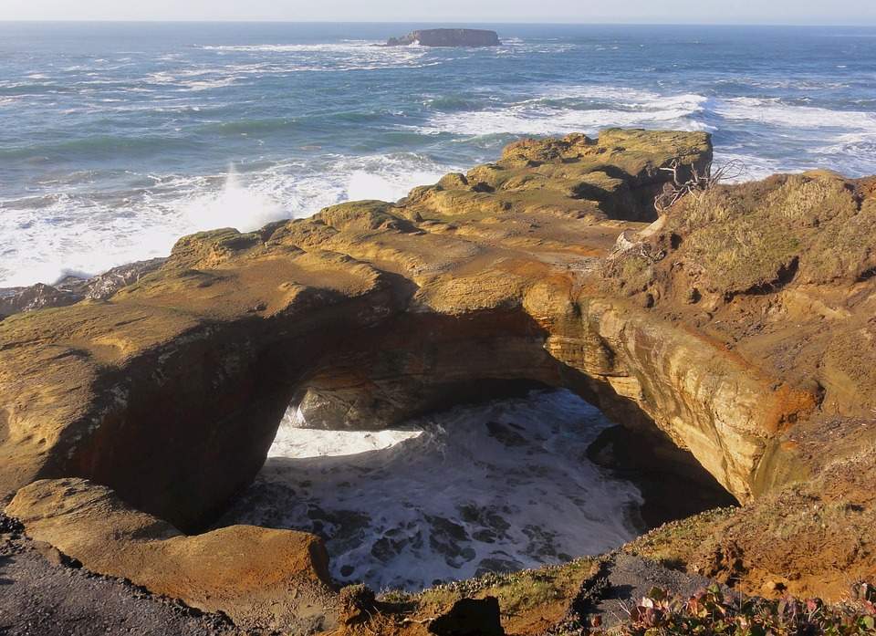 Devil's Punchbowl.jpg