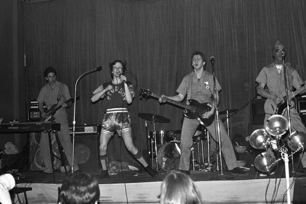 devo-630x420.jpg