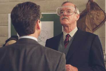 die+another+day+q+john+cleese.jpg