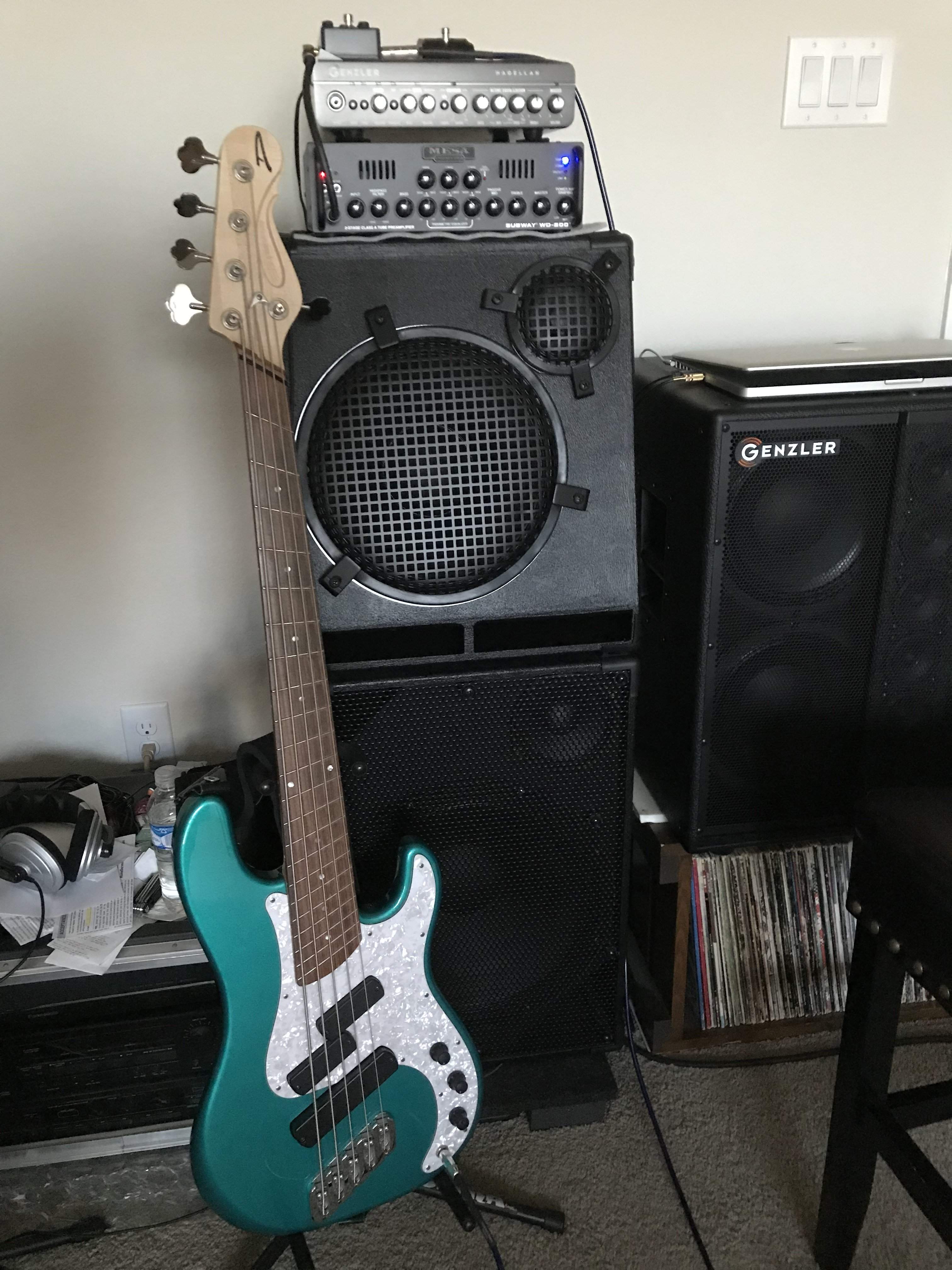 Dingwall SPJ5 & Mesa WD800 Rig.jpg