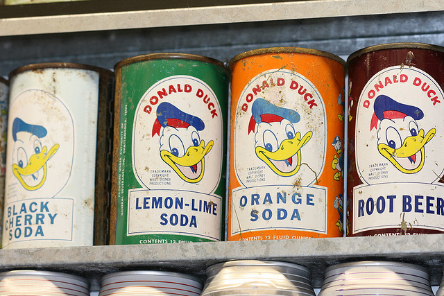 donald+duck+cans.jpg