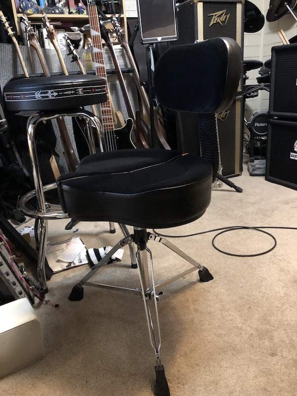 drumthrone.jpg