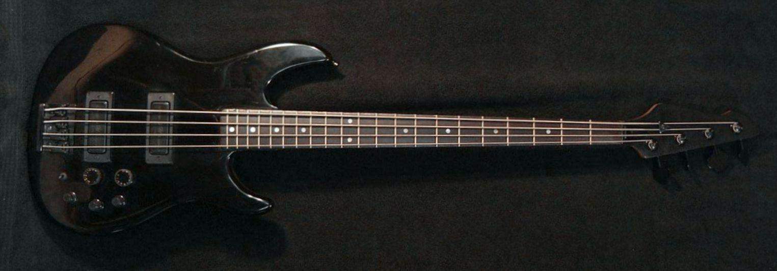 Dyna Bass reverse peghead CA H.jpg