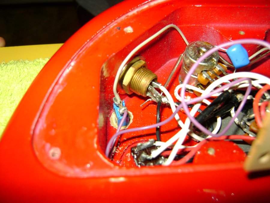DynaBass Sealed Jack.jpg