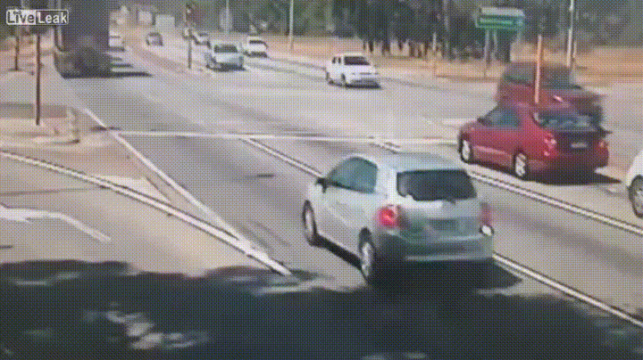 E348E1A8-89E7-4AE4-A6C8-78CC17DCAFB7.gif