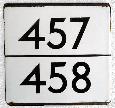 E457-458.jpg