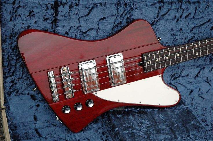 e7f2e27d05c39da9634e63fb6aeb899d--lull-bass-guitars.jpeg