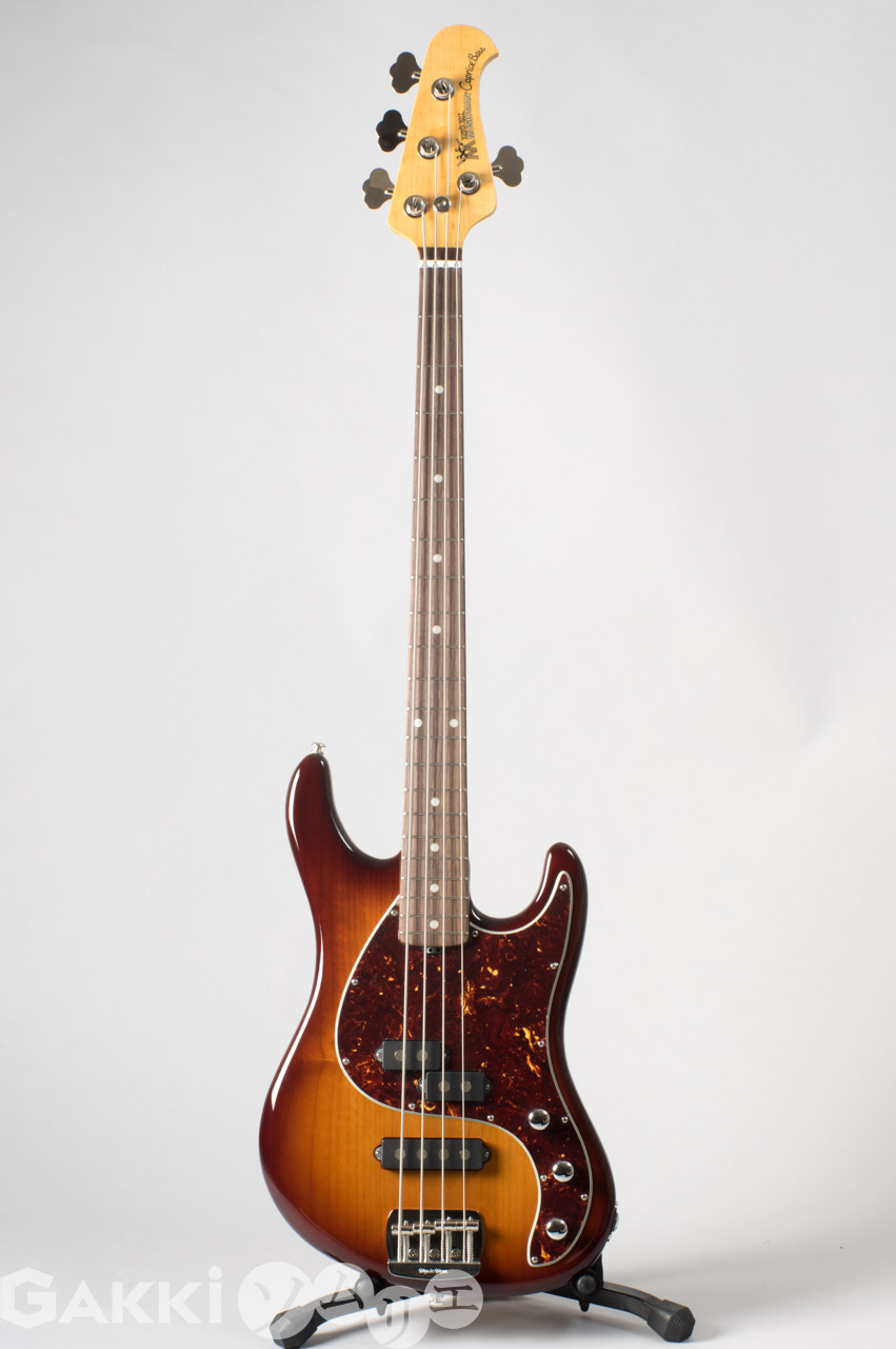 EBMM-102.jpg