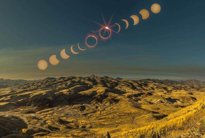 Eclipse Timelapse Painted Hills Oregon.jpg