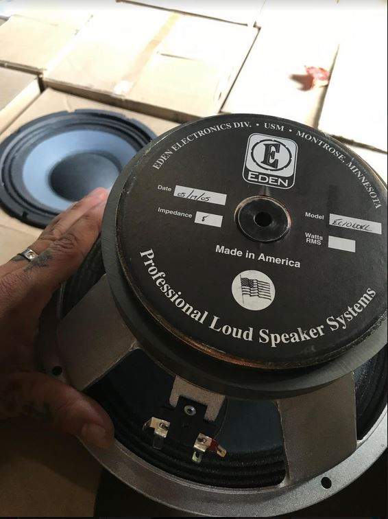 Eden_EC1060XLspeaker2.jpg