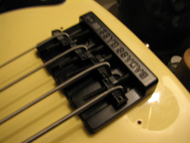 ElectraPBass006.jpg