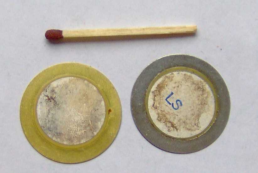 Electronic_component_piezo.jpg