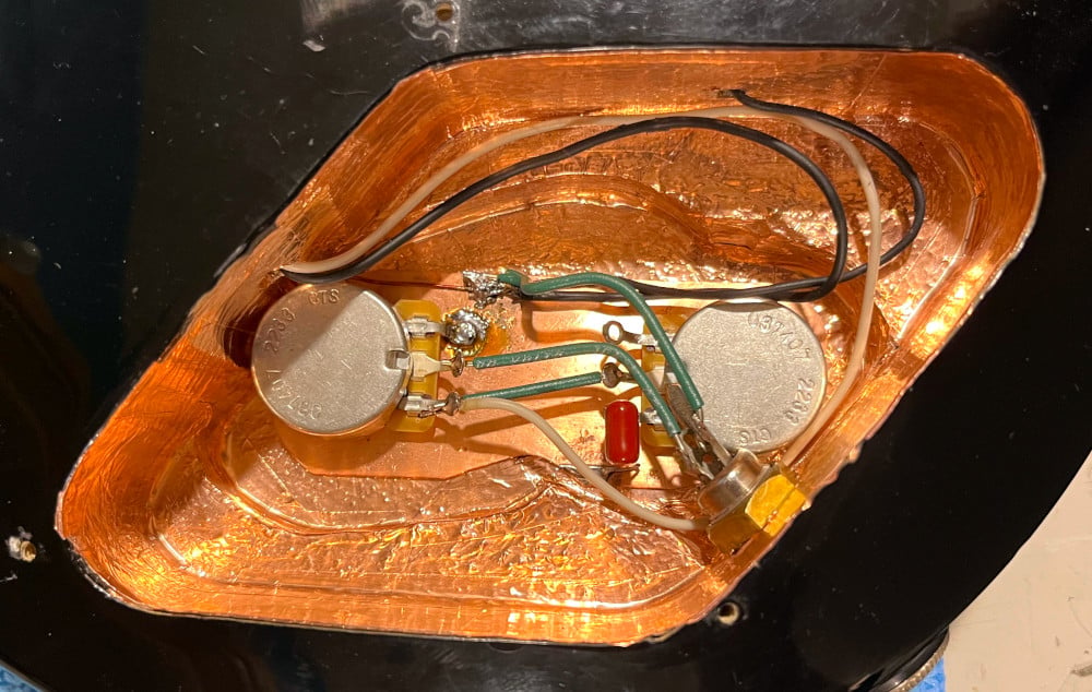 electronics_cavity_full.JPG