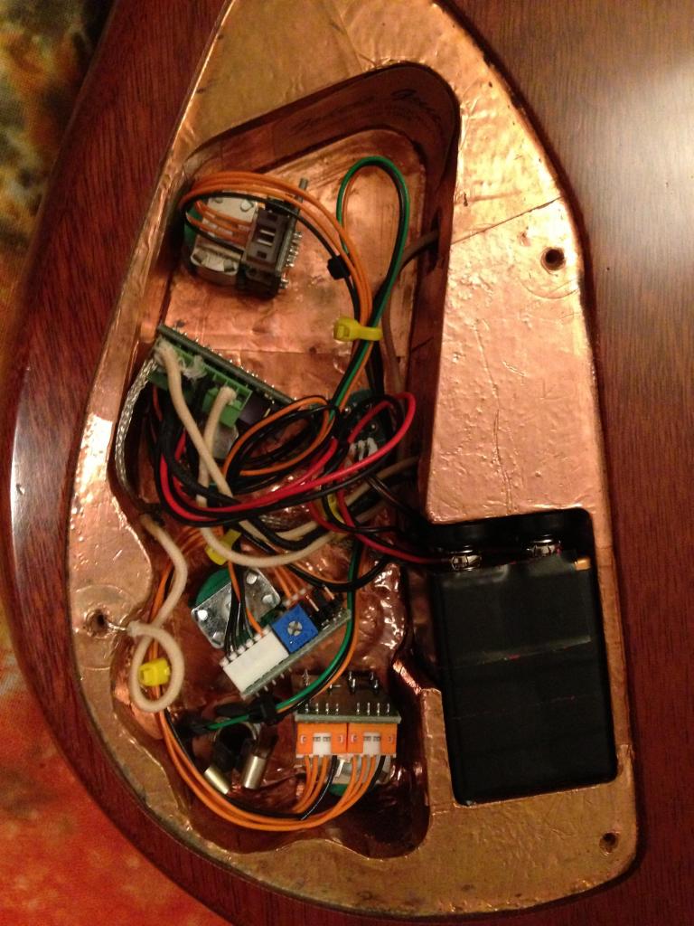electronics_zpsef03e22e.jpg