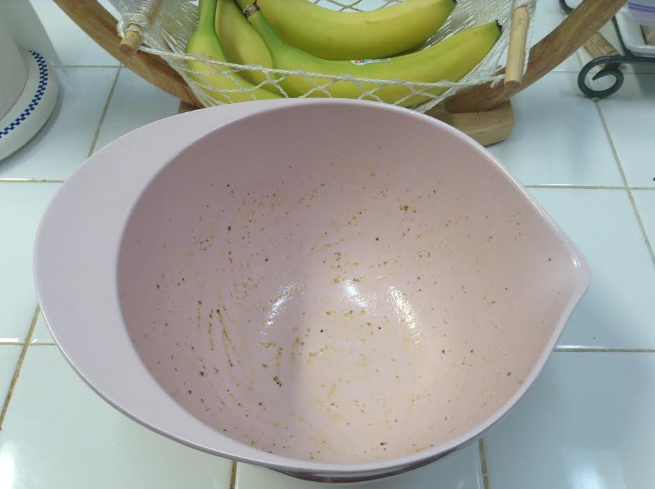 empty%20popcorn%20bowl_zpshdzs0euf.jpg