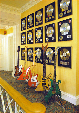 Entwistle%20basses.jpg