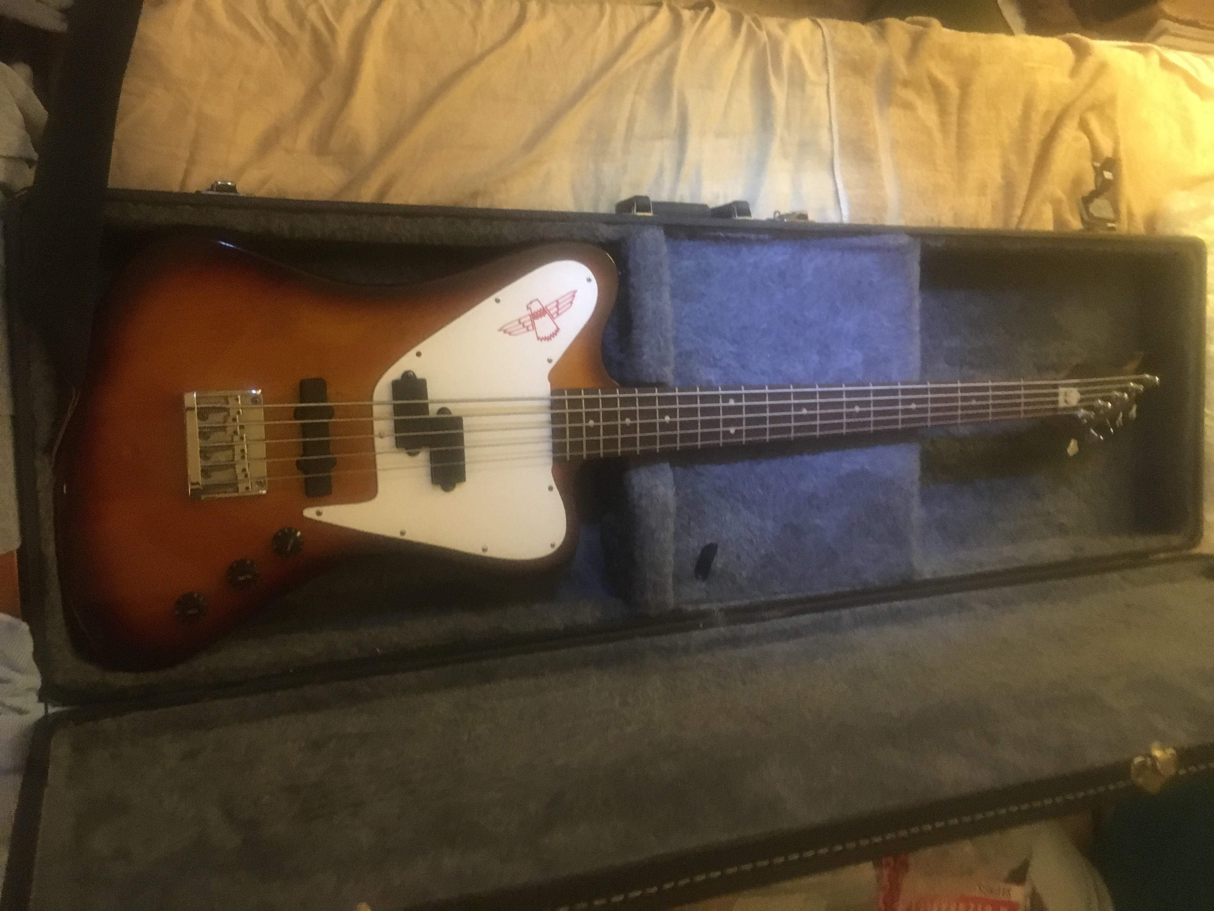 epiphone5string.jpg