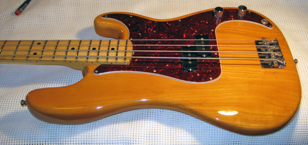 ES-Pbass-04.jpg
