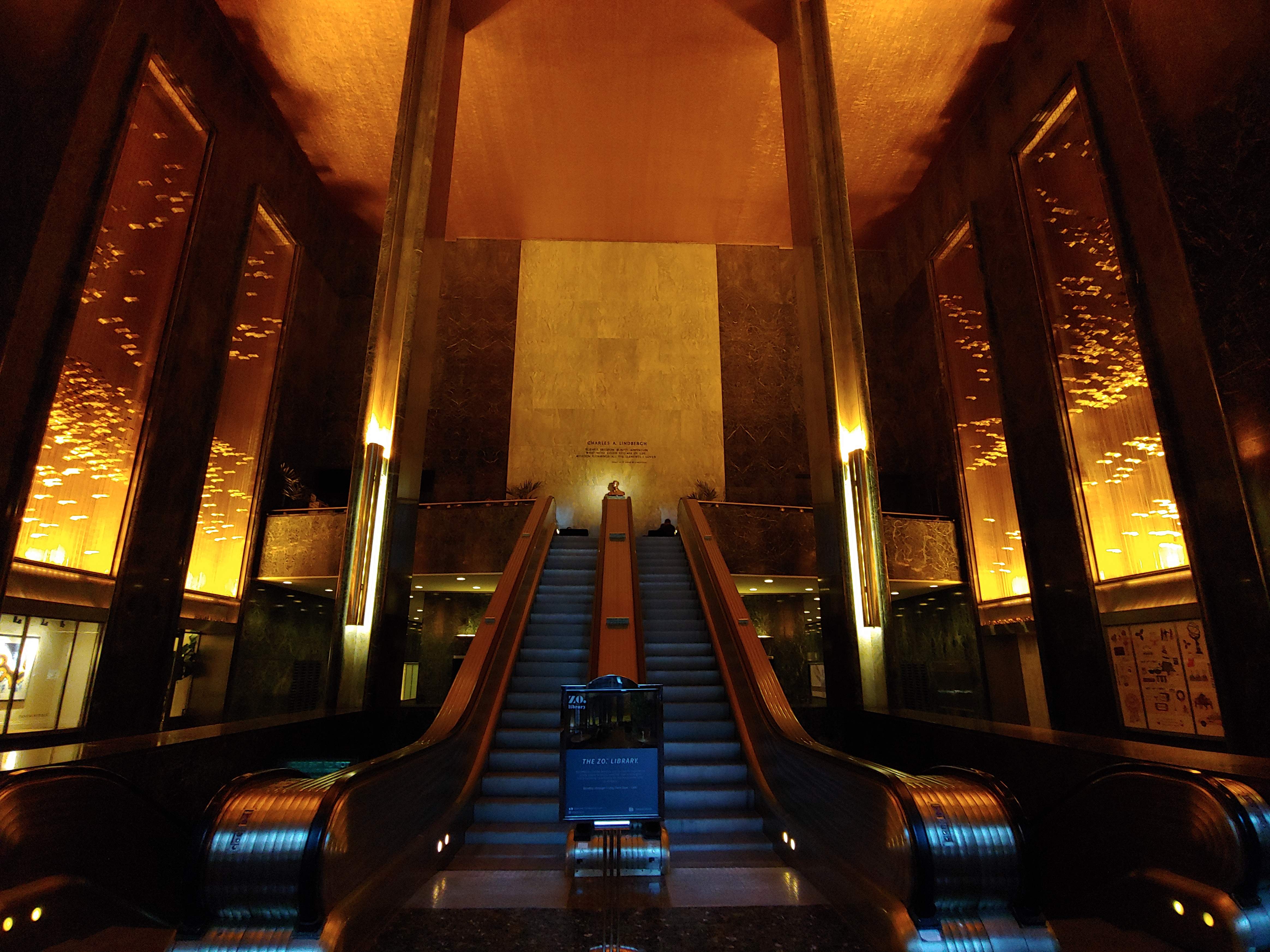 Escalator.jpg