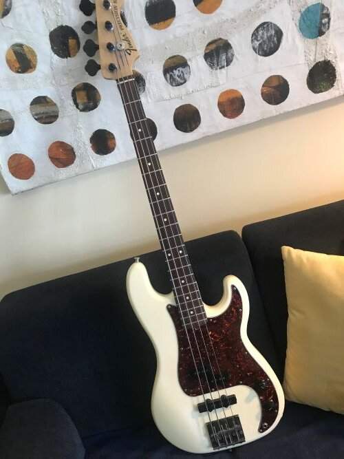 ESP PJ w HW1 Neck.jpg