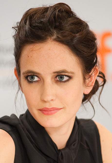 Eva_Green_(Headshot).jpg