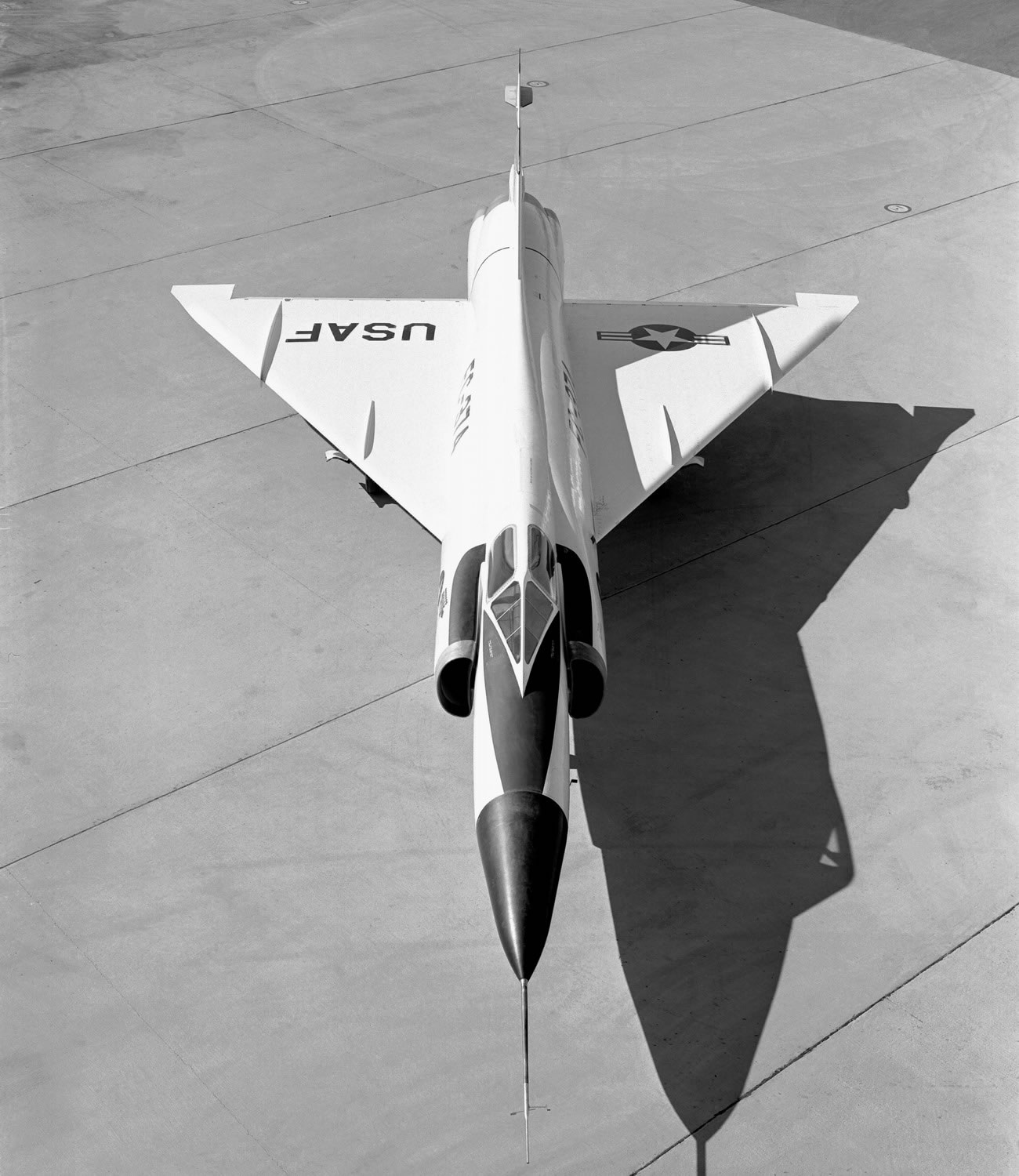F-102_02.jpg