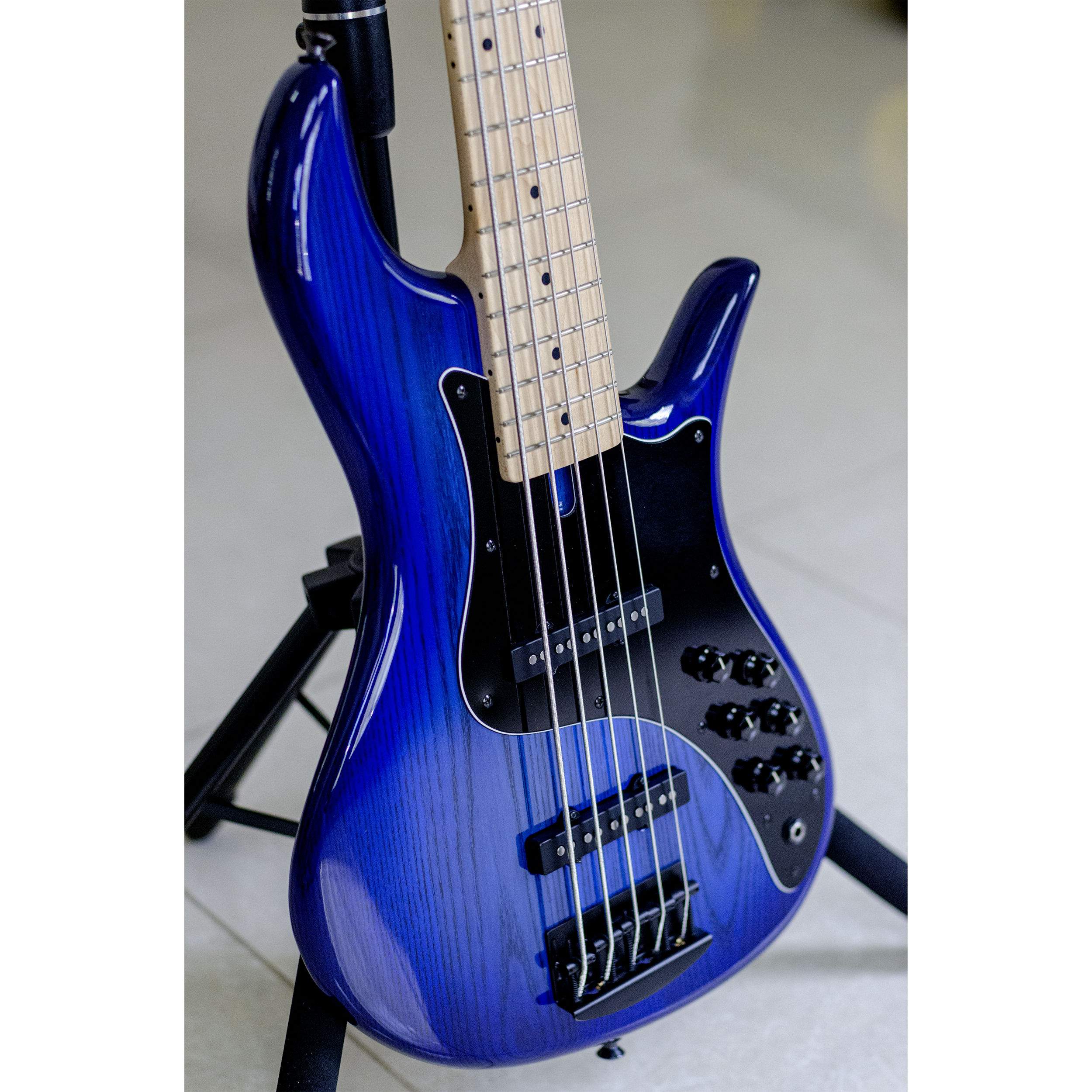 fbass-blue-3.jpg