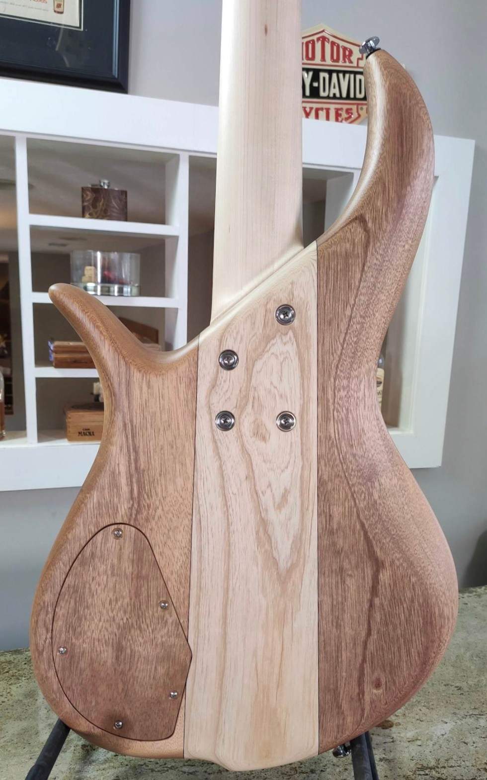 FBass BN5 Flat Carve top 04.jpeg