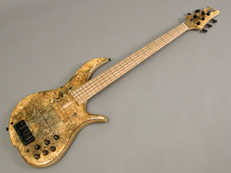 FBass01.jpg