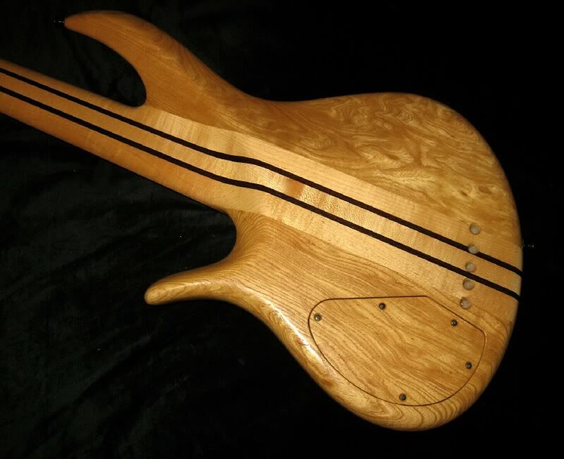 FBass9903sm.jpg