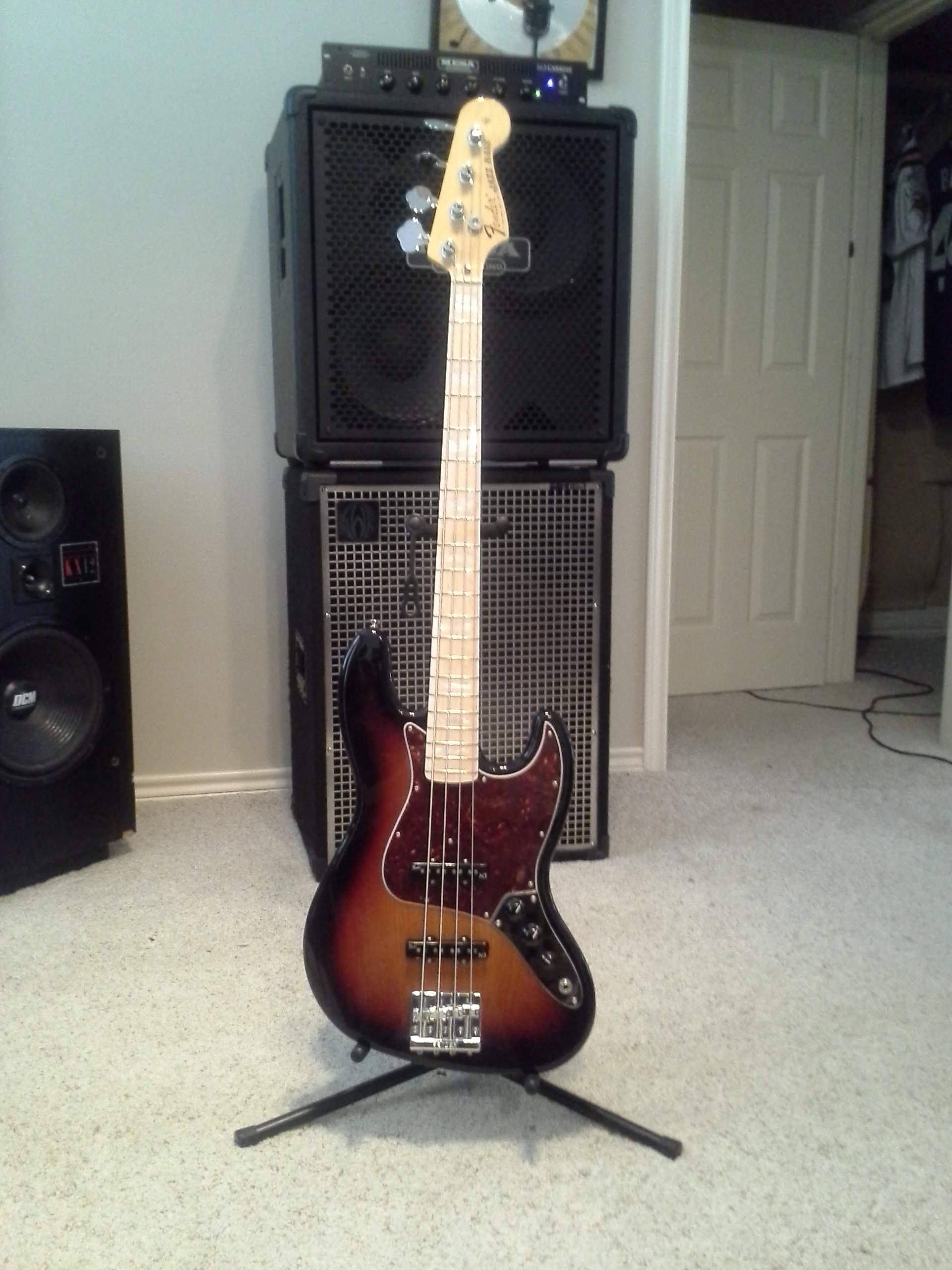 Fender 1.jpg
