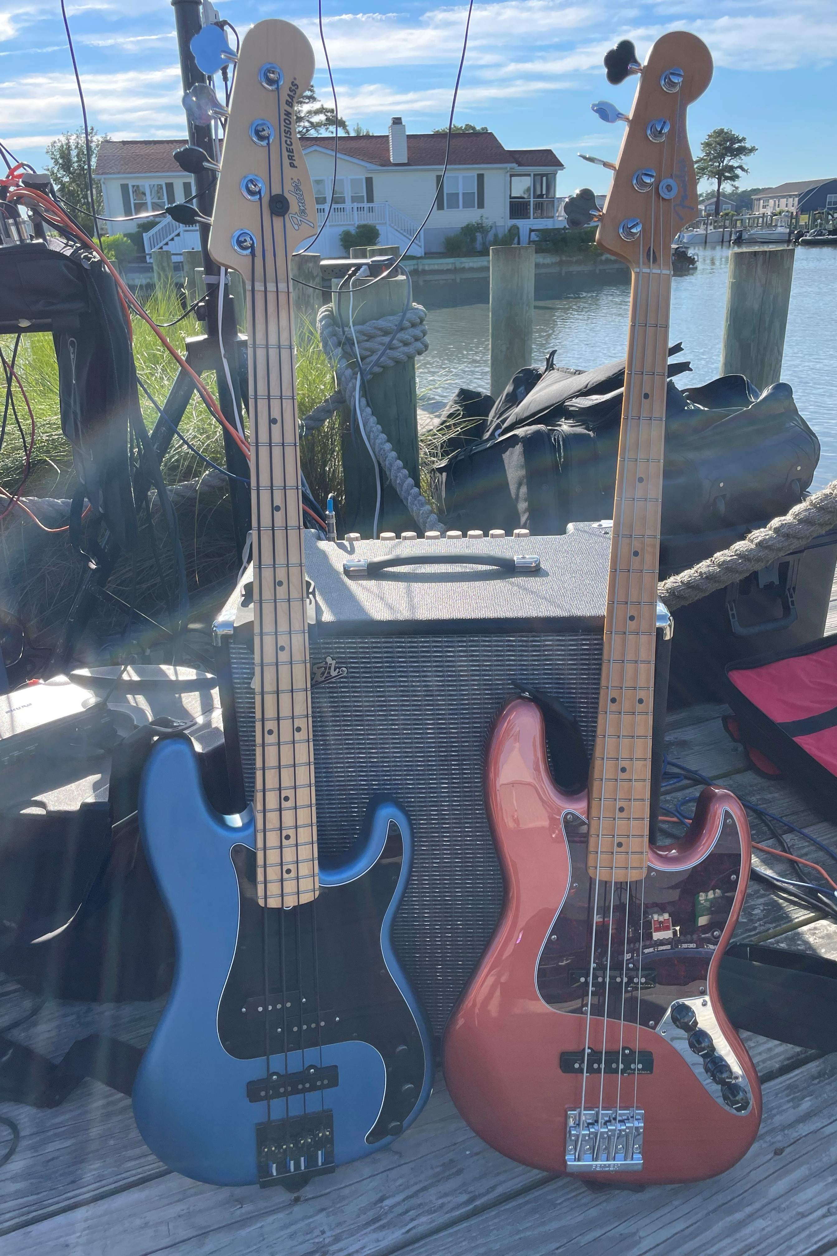 Fender (2).jpg