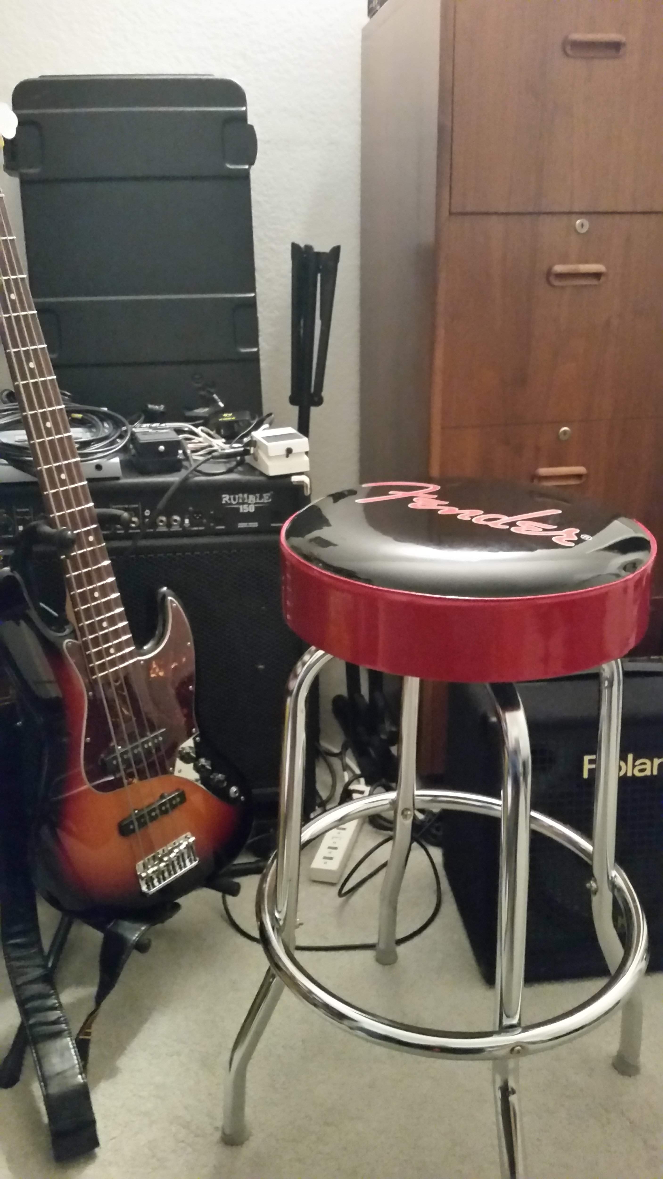 Fender 30inch Bar Stool.jpg
