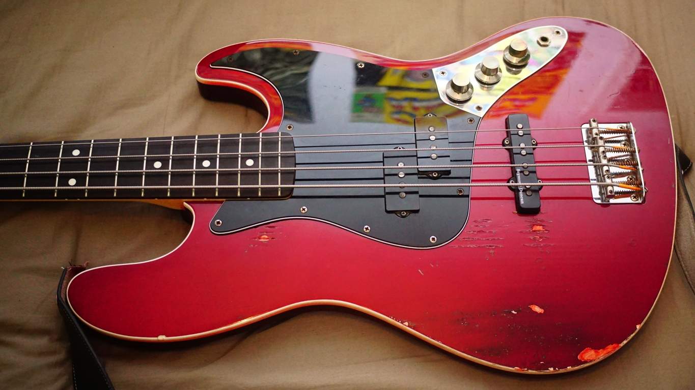 Fender-Aero8c.jpg
