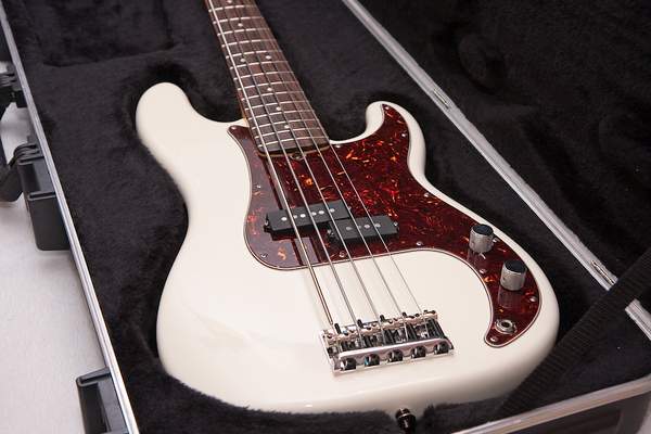 FENDER.jpg