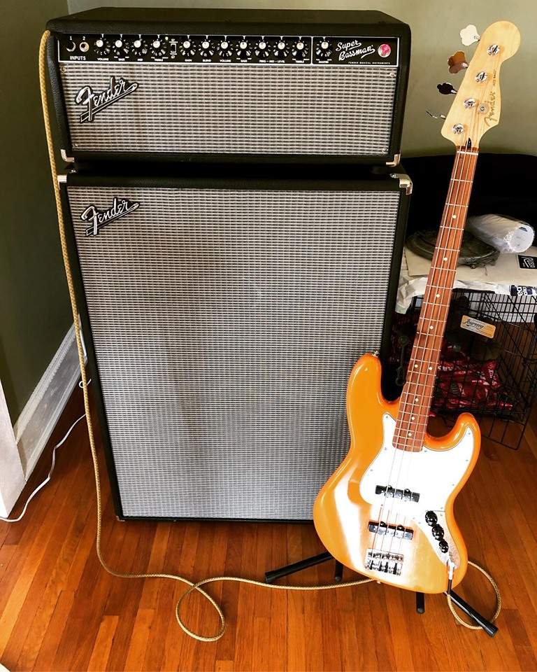 fender.jpg