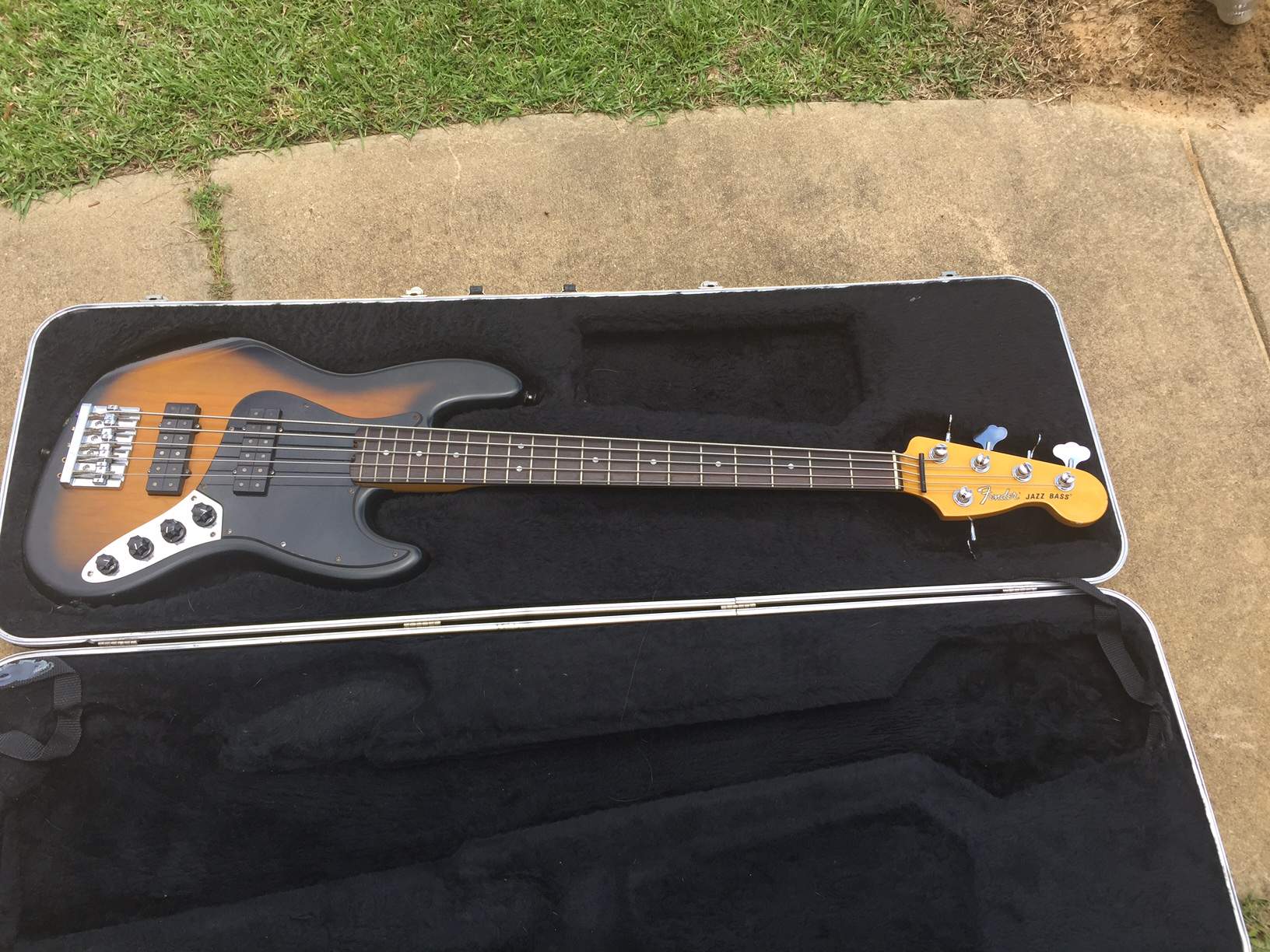 Fender Modern (1).JPG