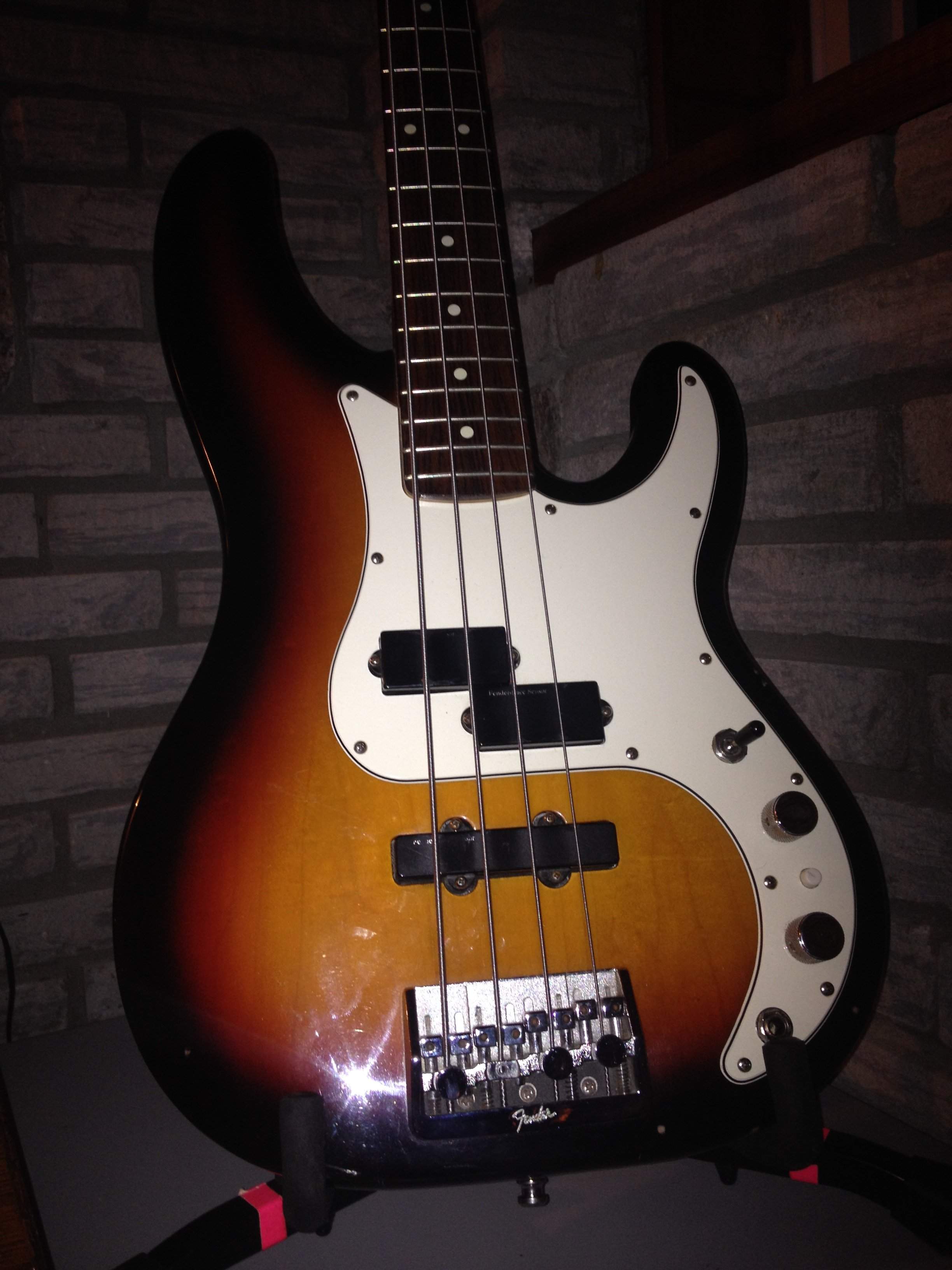 fender p plus.jpeg