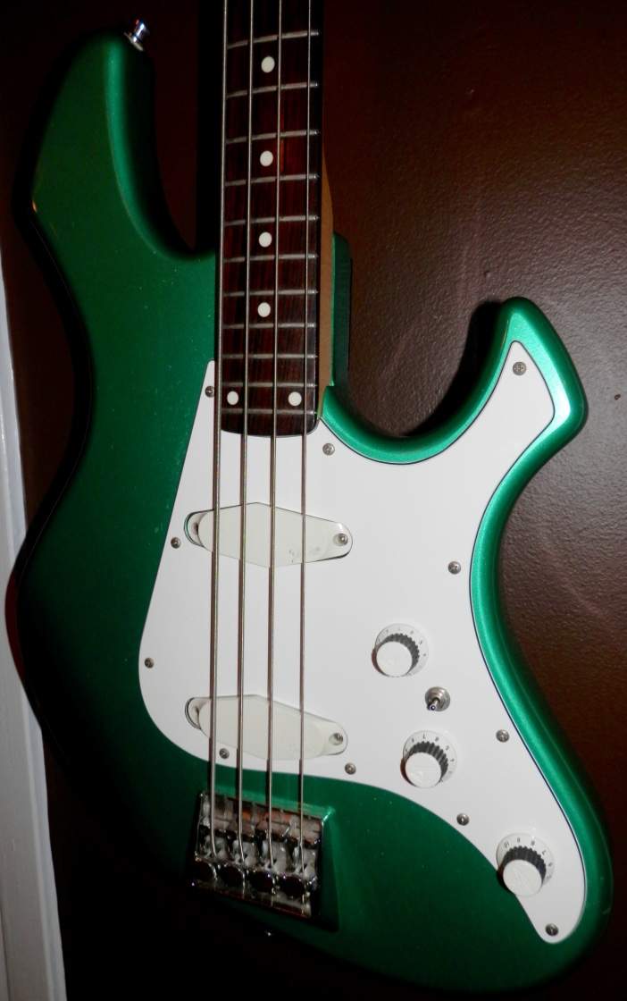 Fender Performer.jpg