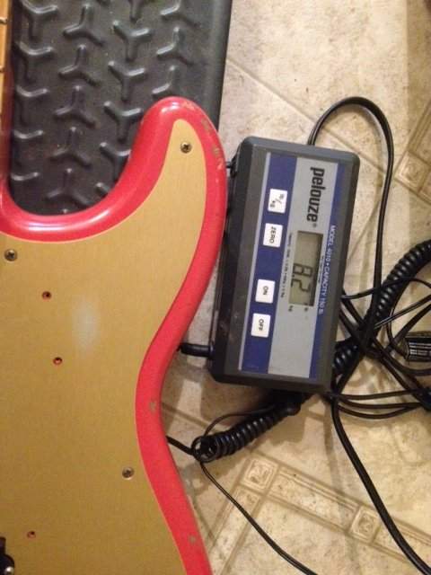fender roadworn P 82.JPG
