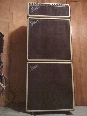 Fender Rumble Custom Shop_small.jpg