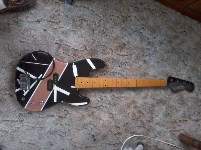 Fender Squier II, full view.jpg
