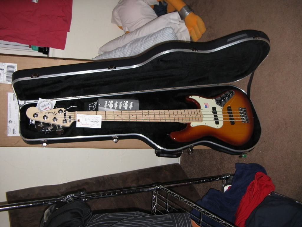 Fender004.jpg