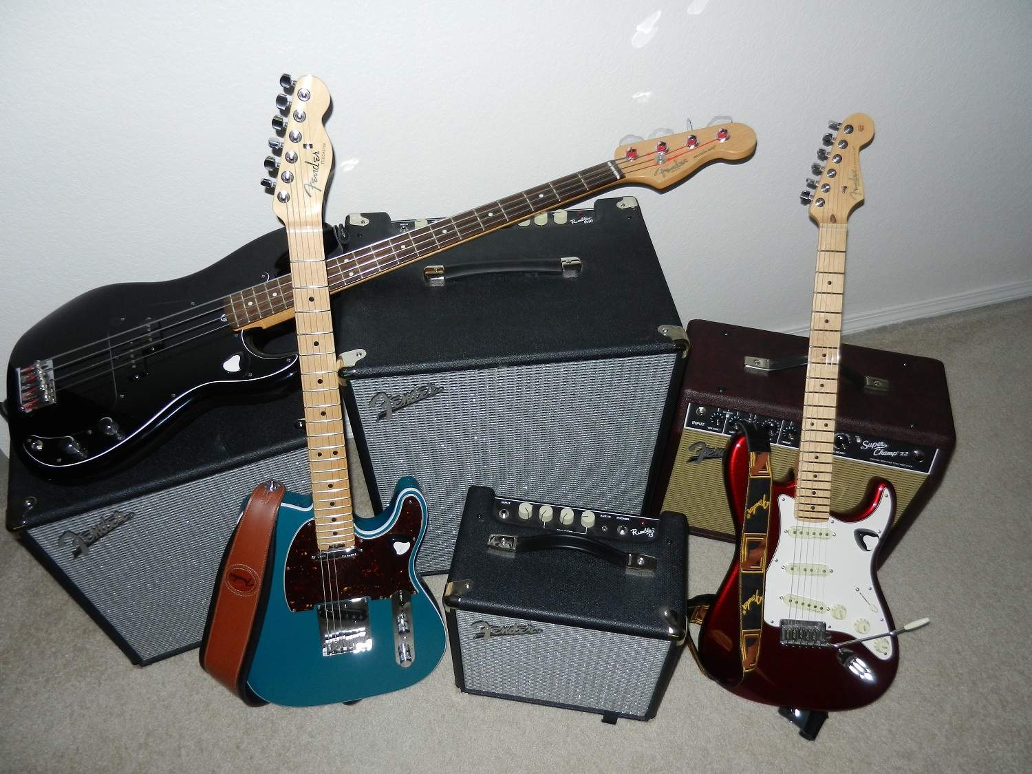 Fender1.jpg
