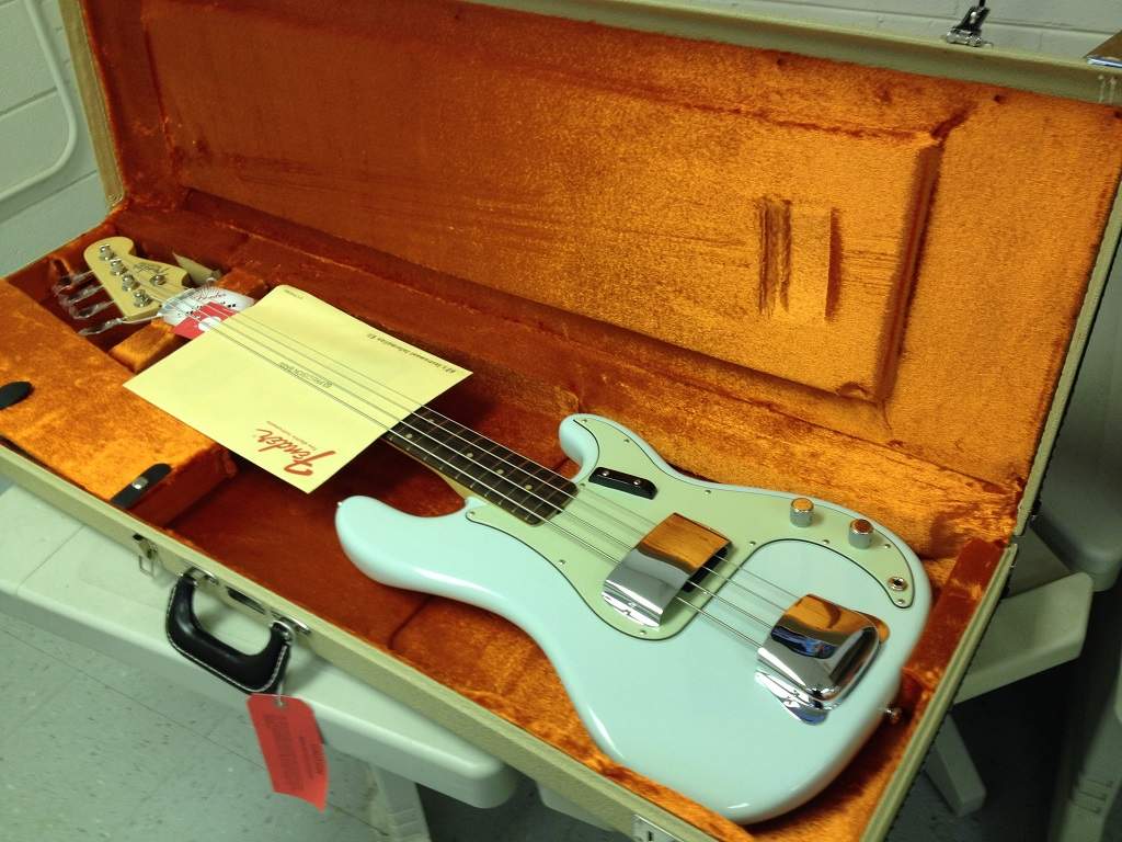 fender1.jpg
